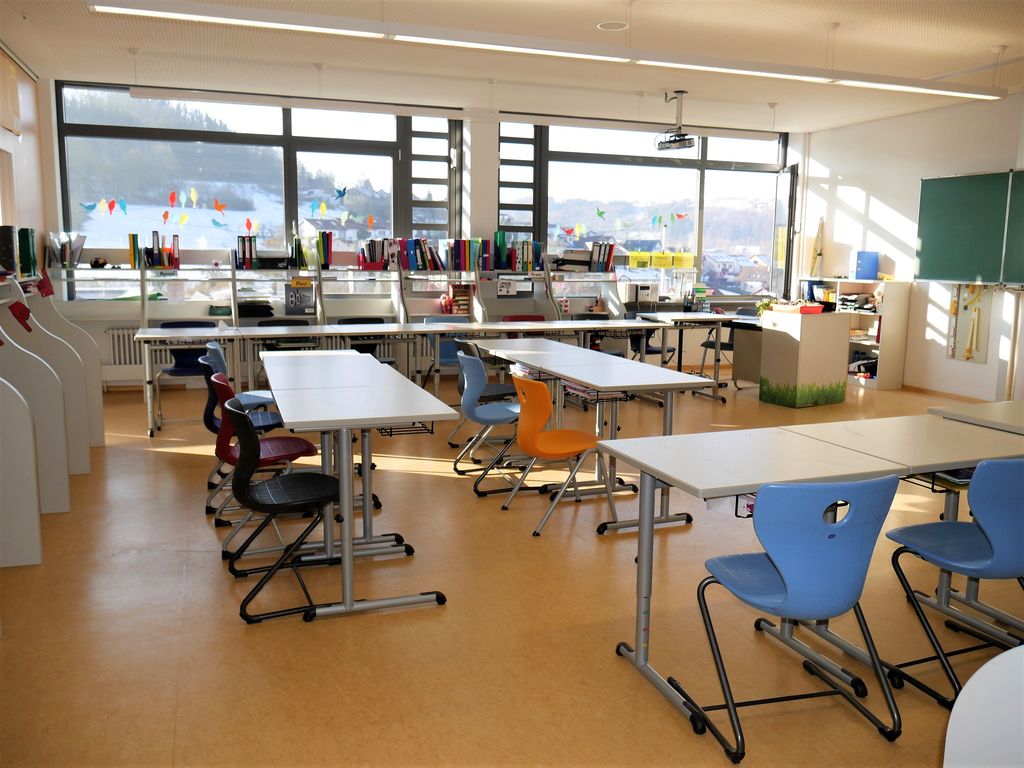 neue Klassenzimmerausstattung in Klasse 5